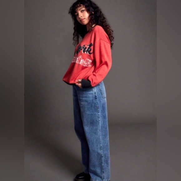 Rvca X Stella Maxwell red New York NYC Skyline Graphic Sweater size small new - Picture 4 of 16